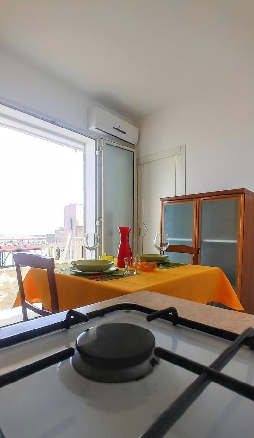 Casa Sunrise - Lovely Sea Front Apartment شاكا المظهر الخارجي الصورة