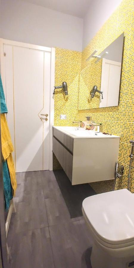 Casa Sunrise - Lovely Sea Front Apartment شاكا المظهر الخارجي الصورة